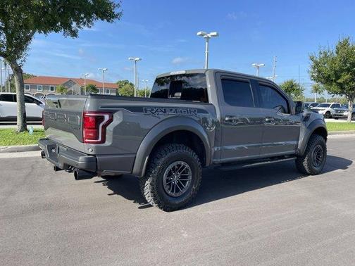 2020 Ford F-150 Raptor
