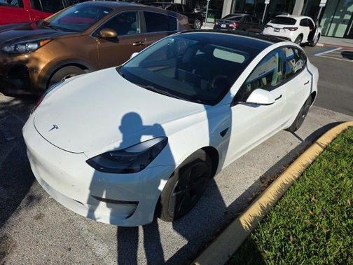 2022 Tesla Model 3 Base