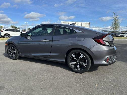 2018 Honda Civic Touring