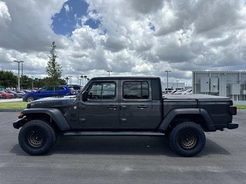 2020 Jeep Gladiator Sport