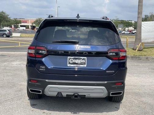 2025 Honda Pilot Touring