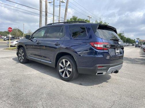 2025 Honda Pilot Touring