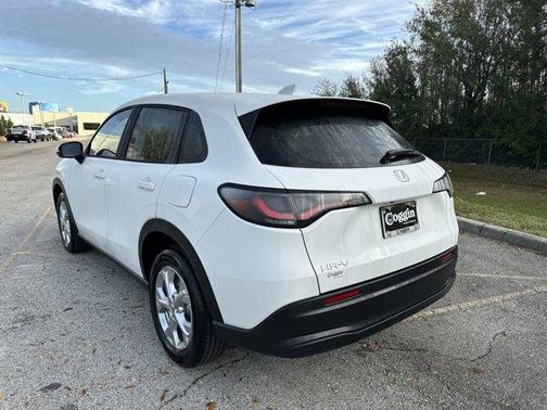 2025 Honda HR-V LX