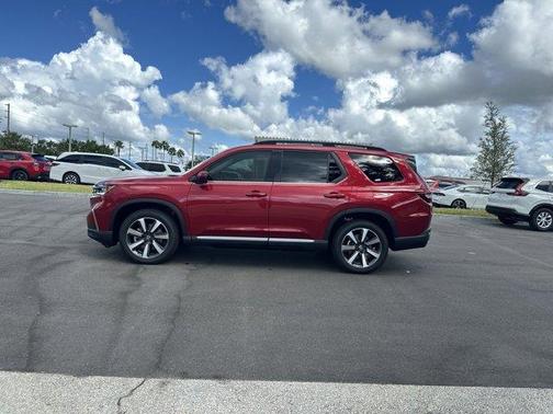 2025 Honda Pilot Touring