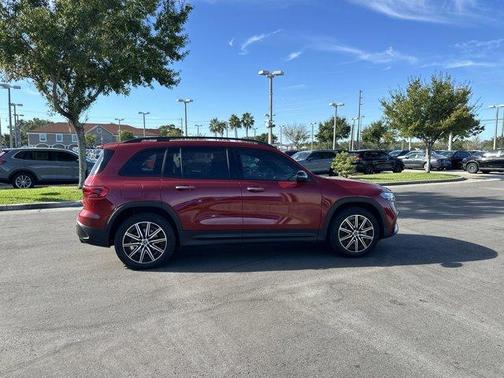 2024 Mercedes-Benz EQB 300 Base 4MATIC