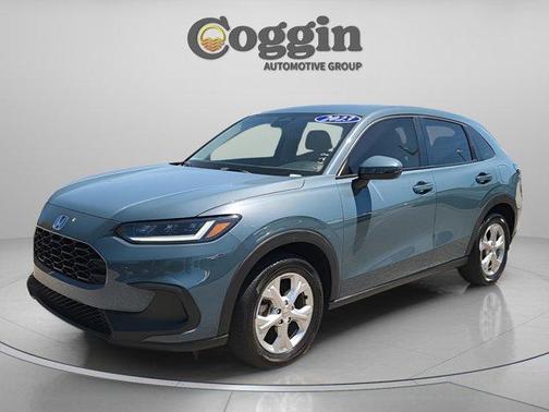 Pearl 2023 Honda HR-V LX