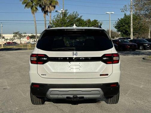 2025 Honda Pilot TrailSport