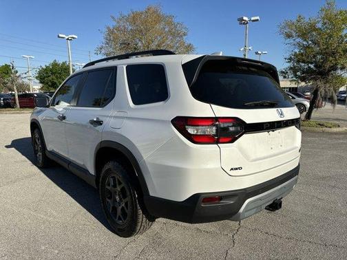 2025 Honda Pilot TrailSport