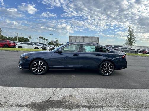 2025 Honda Accord Hybrid Touring
