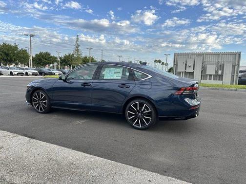 2025 Honda Accord Hybrid Touring