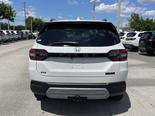 2025 Honda Pilot TrailSport