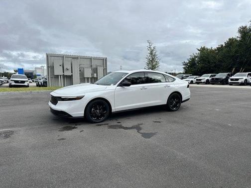 2025 Honda Accord SE