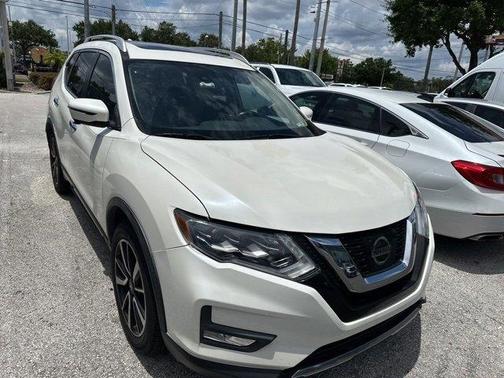 2017 Nissan Rogue SL