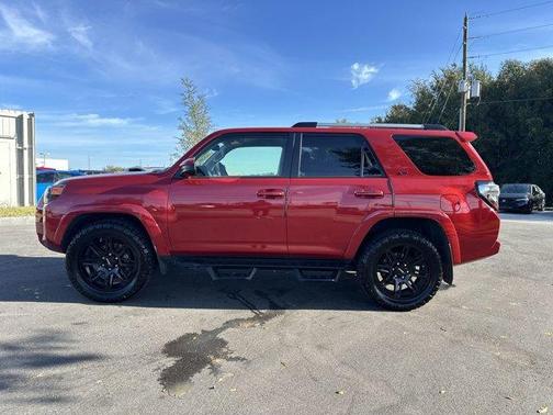 2022 Toyota 4Runner SR5