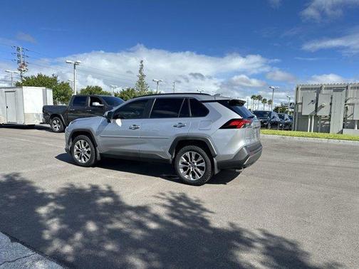2019 Toyota RAV4 Limited