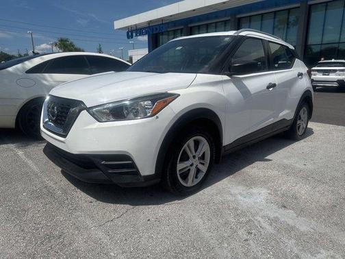 2018 Nissan Kicks S