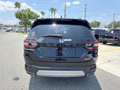 2024 Honda Pilot Touring