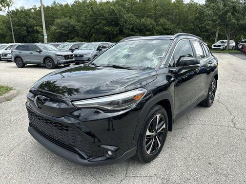 2024 Toyota Corolla Cross Hybrid XSE