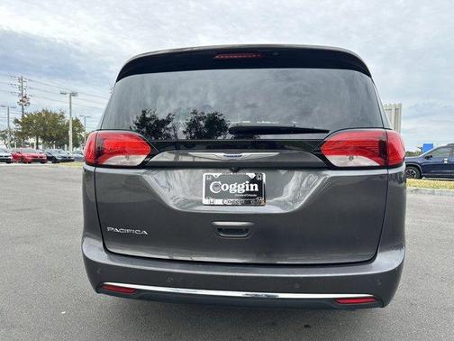 2019 Chrysler Pacifica Touring-L Plus
