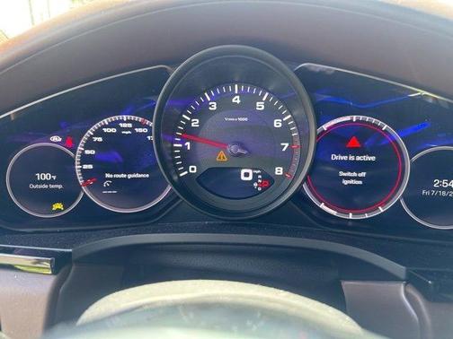 2023 Porsche Cayenne Platinum Edition