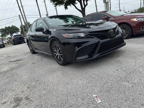2021 Toyota Camry SE
