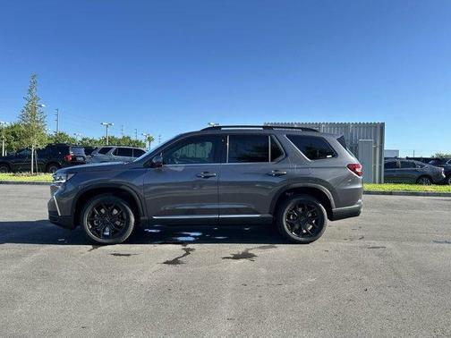 2025 Honda Pilot Touring