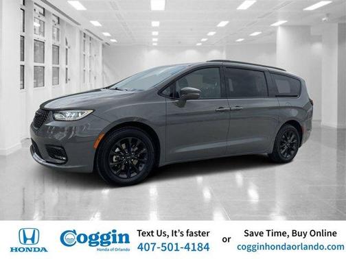 2021 Chrysler Pacifica Touring