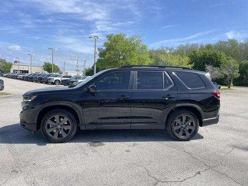 2025 Honda Pilot Sport
