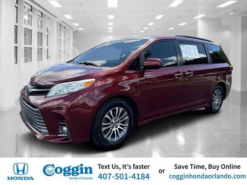 2019 Toyota Sienna XLE