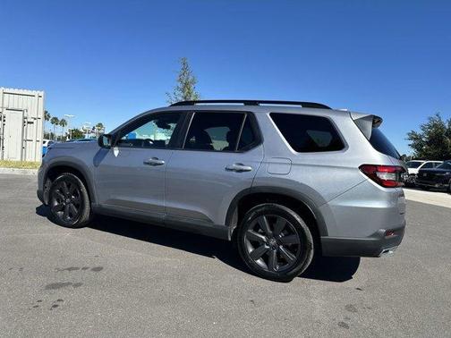 2025 Honda Pilot Sport