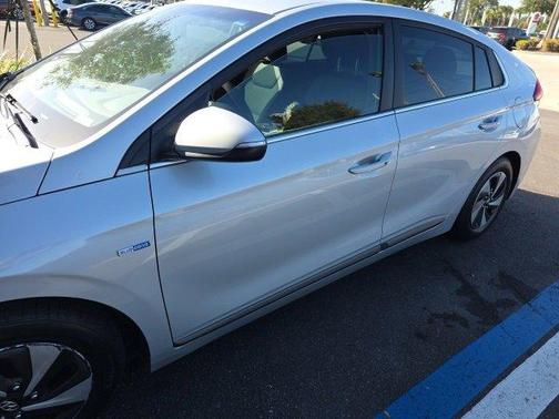 2018 Hyundai IONIQ Hybrid SEL