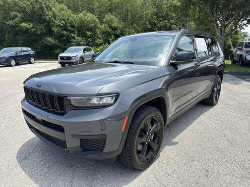 2023 Jeep Grand Cherokee L Laredo