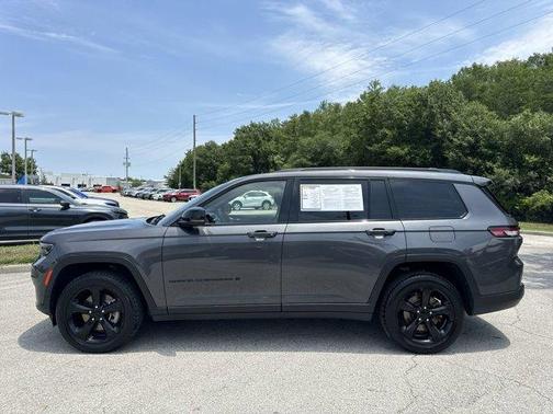 2023 Jeep Grand Cherokee L Laredo