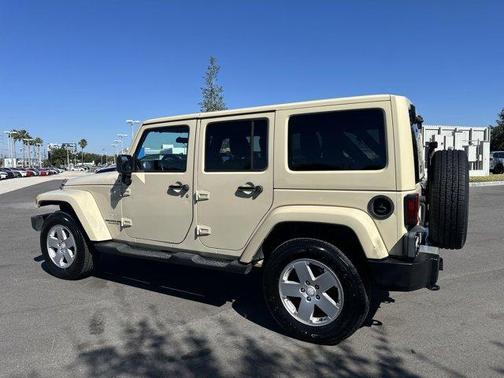 2011 Jeep Wrangler Unlimited Sahara