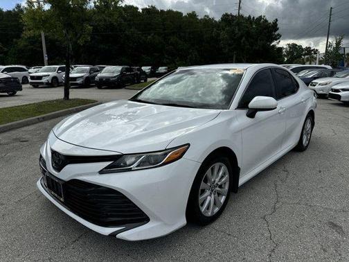2019 Toyota Camry LE
