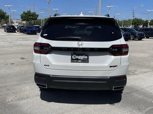 2025 Honda Pilot Sport