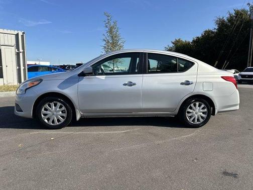 2015 Nissan Versa 1.6 SV