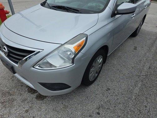 2015 Nissan Versa 1.6 SV