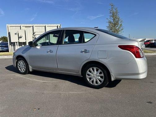 2015 Nissan Versa 1.6 SV