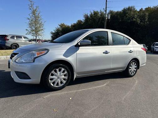 2015 Nissan Versa 1.6 SV