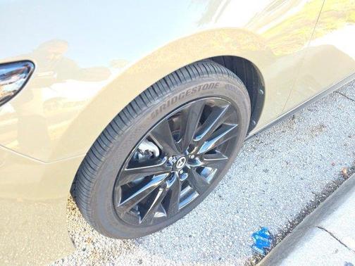 2024 Mazda Mazda3 2.5 Carbon Turbo