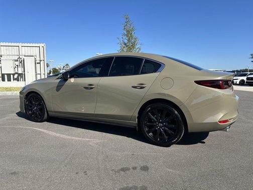 2024 Mazda Mazda3 2.5 Carbon Turbo