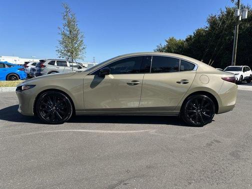 2024 Mazda Mazda3 2.5 Carbon Turbo