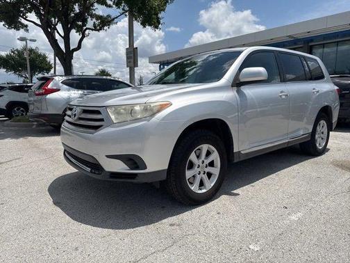 2013 Toyota Highlander Base
