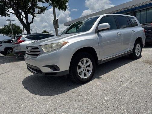 2013 Toyota Highlander Base