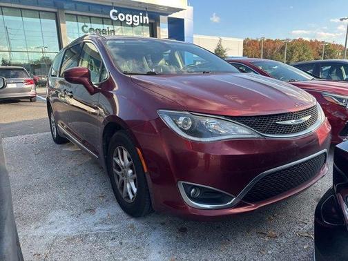2020 Chrysler Pacifica Touring-L
