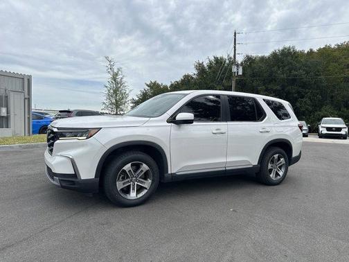 2023 Honda Pilot EX-L 8-Passenger