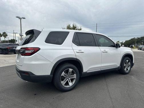 2023 Honda Pilot EX-L 8-Passenger