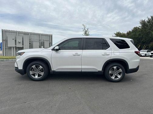 2023 Honda Pilot EX-L 8-Passenger