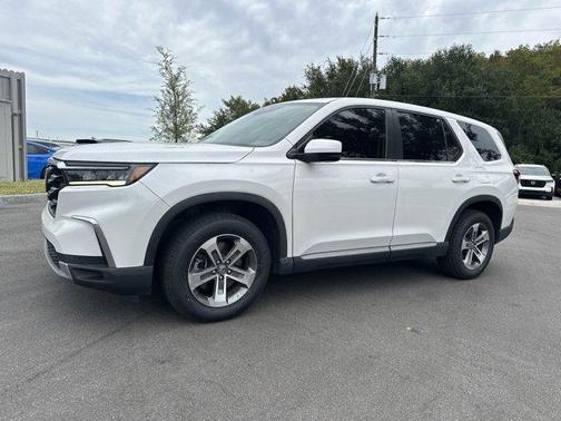2023 Honda Pilot EX-L 8-Passenger